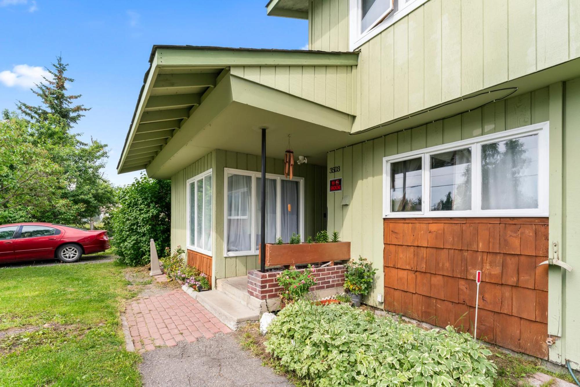 Compact But Cozy Too Hotel Anchorage Exterior photo